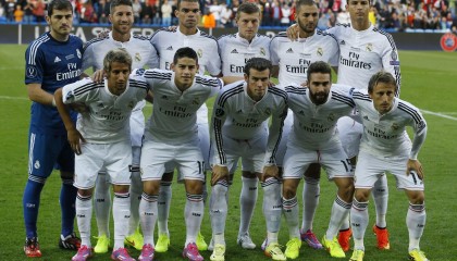 九游娱乐APP-特色狩猎射箭争霸，融合传统的运动新体验，射箭打猎的手机游戏