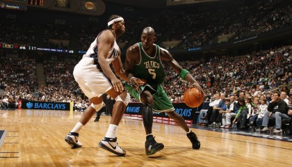 九游娱乐官方平台-_城市赛道：在城市天际线下进行的高空网球比赛_，城市天际线高尔夫球场